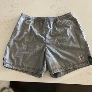 Nike Sportswear Heritage Shorts. Size XL
